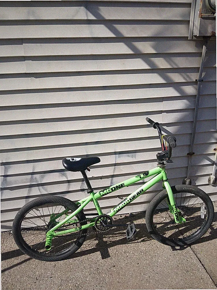 Madd Gear 72076 Green BMX Bike Bicycle